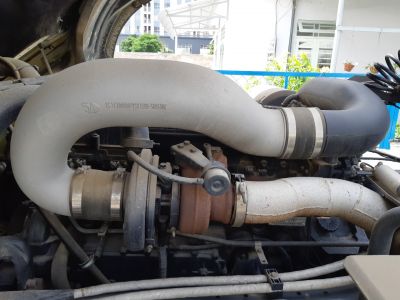 turbo xe hongyan