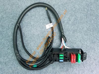 Hộp cầu chì bình ắc quy xe tata daewoo