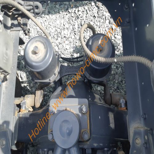 Cầu sau xe đầu kéo hongyan cầu láp