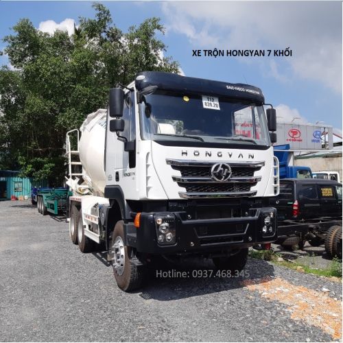 XE TRỘN BÊ TÔNG HONGYAN IVECO 7 KHỐI