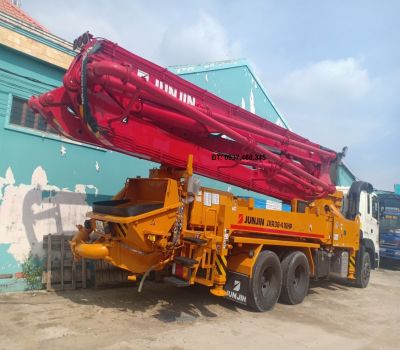 Xe bơm bê tông Junjin 38m 4 đoạn