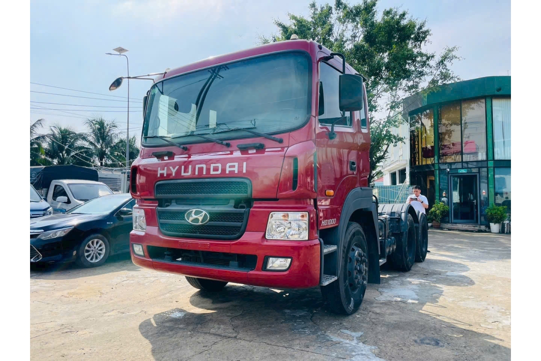 Xe đầu kéo HD1000 cũ