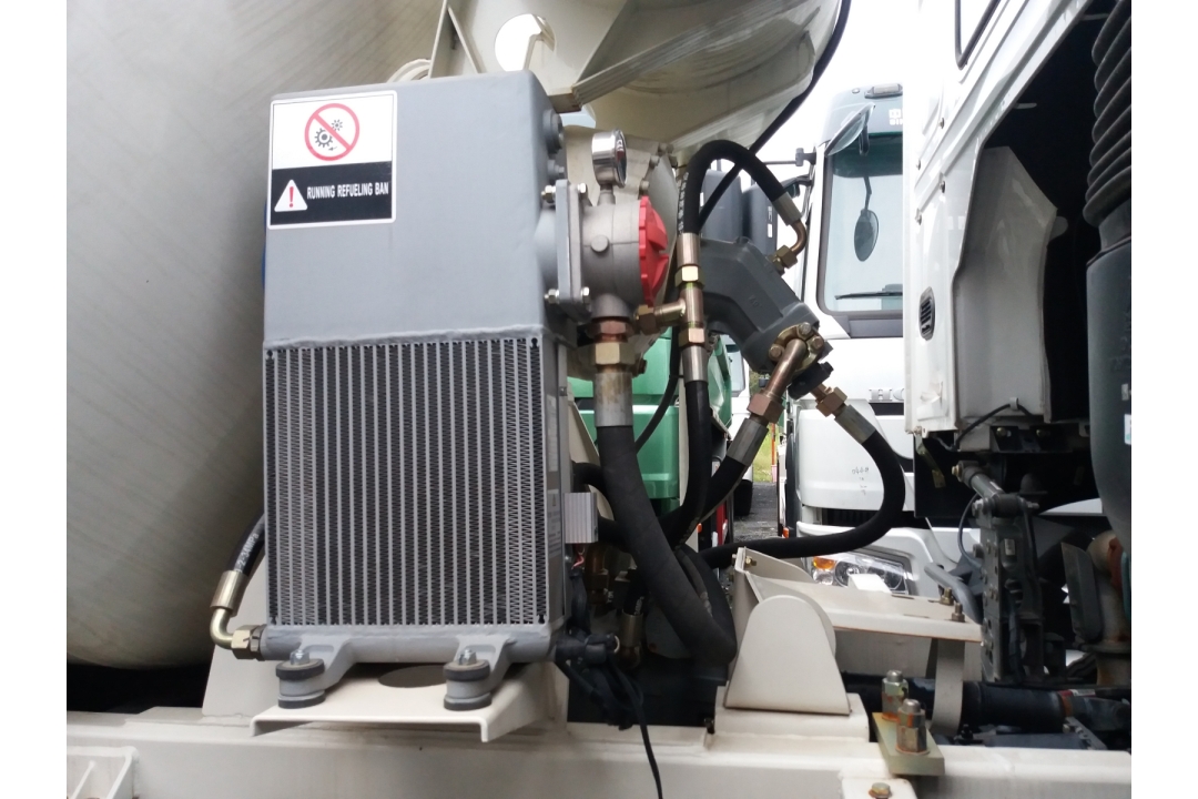 Xe trộn bê tông howo