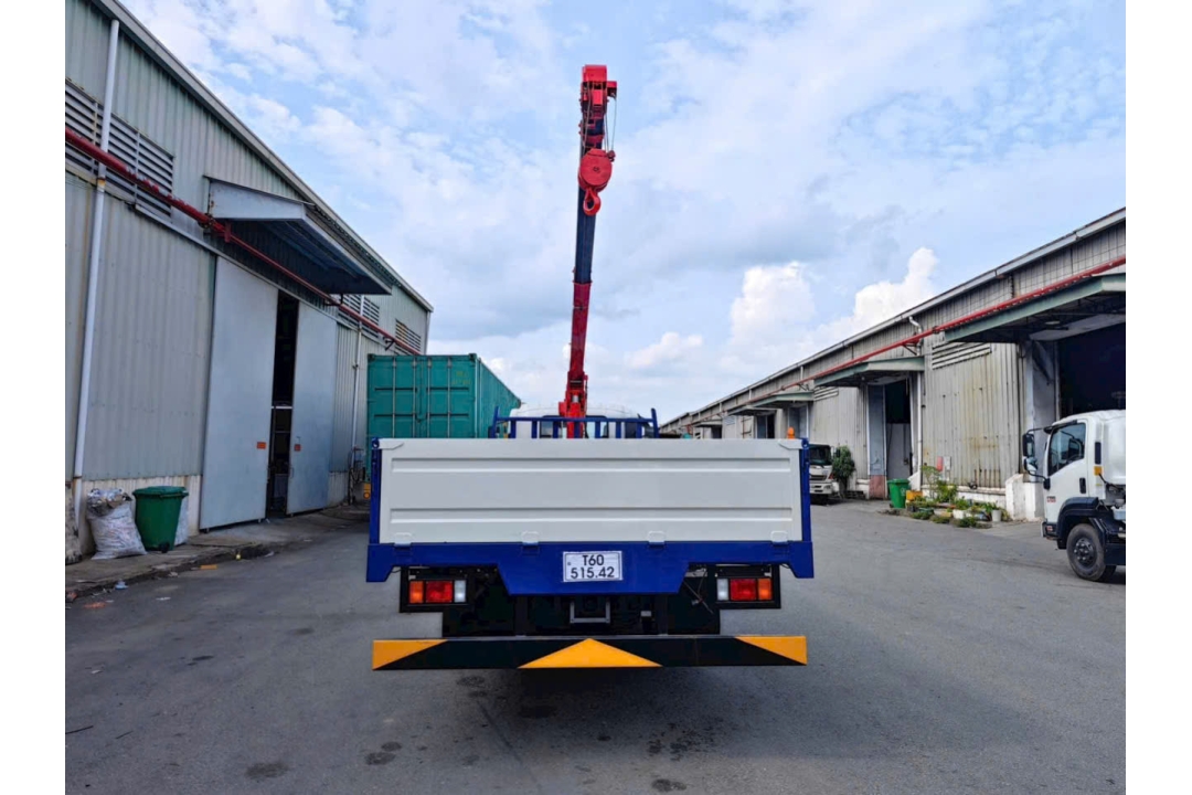 Xe cẩu Hino FL 5 tan