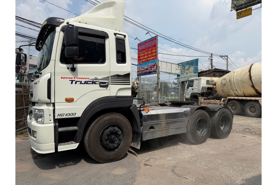 Xe đầu kéo Hd1000 đời 2021