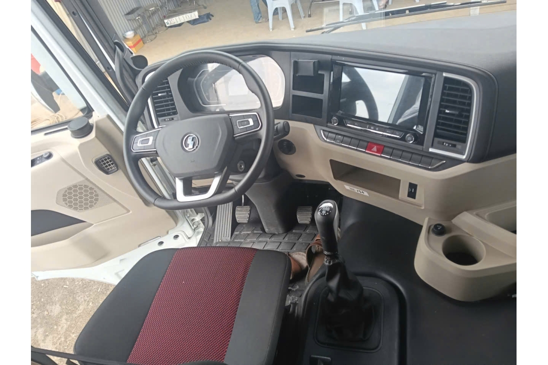 Đầu kéo shacman X5000