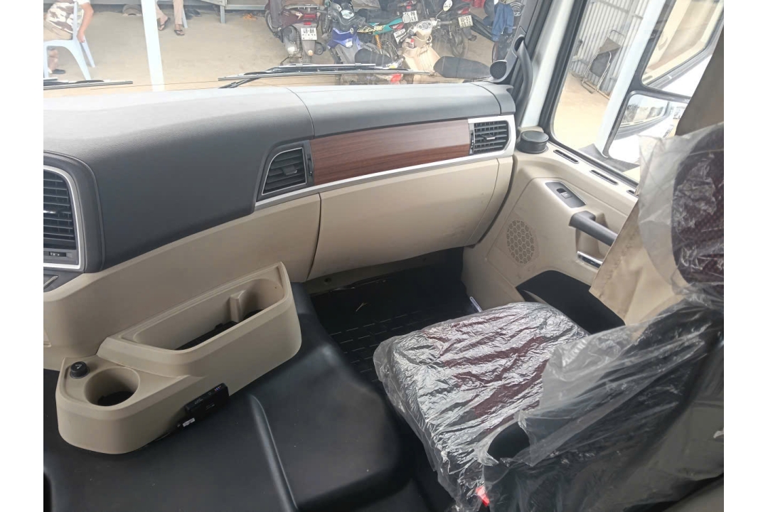 Đầu kéo shacman X5000