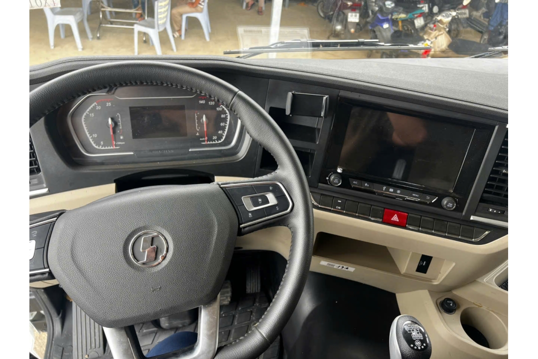 Đầu kéo shacman X5000