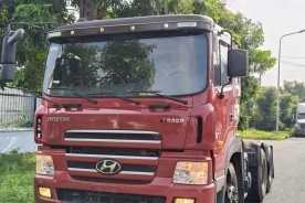 Đầu kéo Hyundai HD1000 cũ